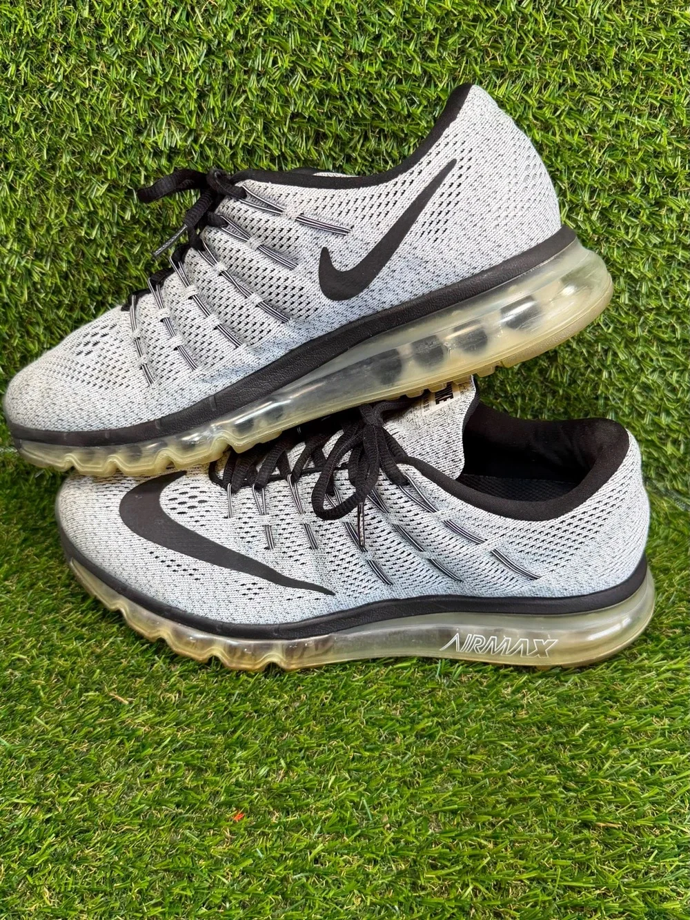 Nike air max